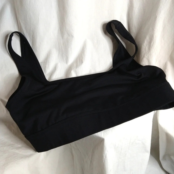 BOGO Pink Ultimate Sports Bra Bundle EUC ❤️ - Picture 9 of 14